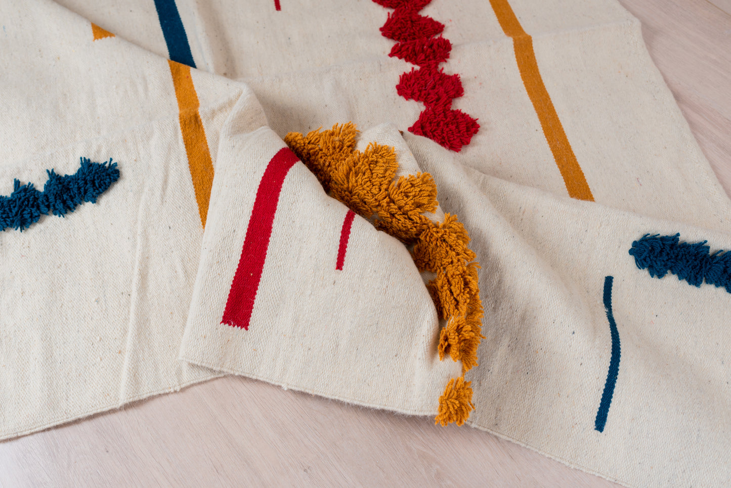 Handmade Kilim Rug - Beige - Memphis