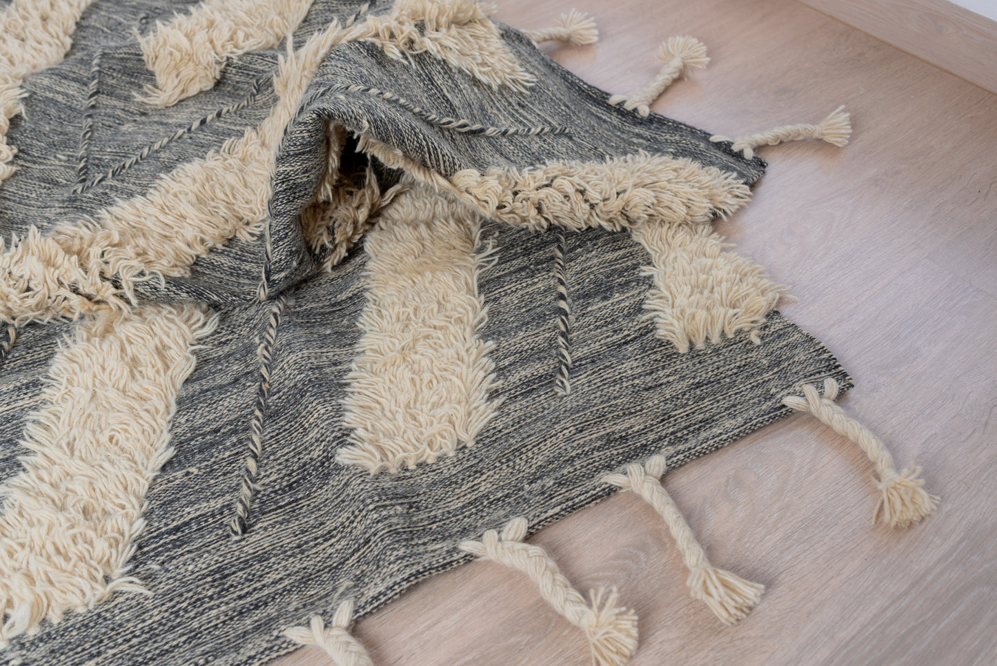 Shaggy Berber Kilim – Rustic Handmade Area Rug